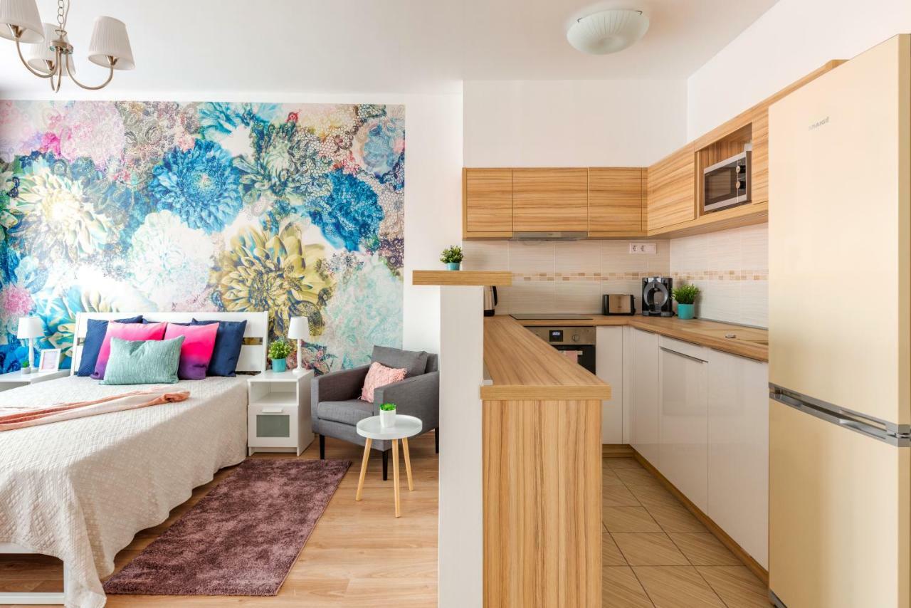 Central Westend Apartment *